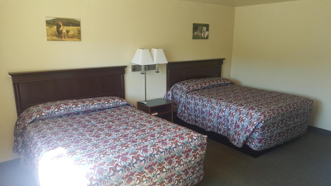 Safari Inn Motel Winston Kültér fotó